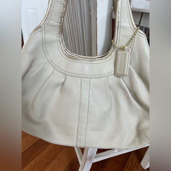 Coach F14379 ivory Ergo shoulder bag - Picture 2 of 16